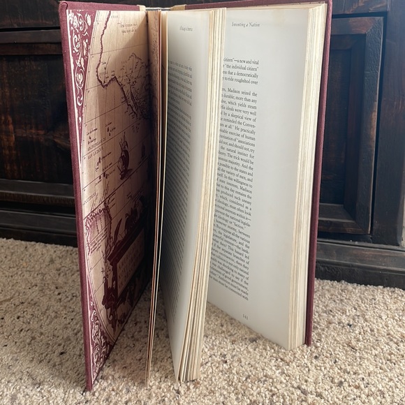 America by Alistair Cooke - Picture 7 of 10